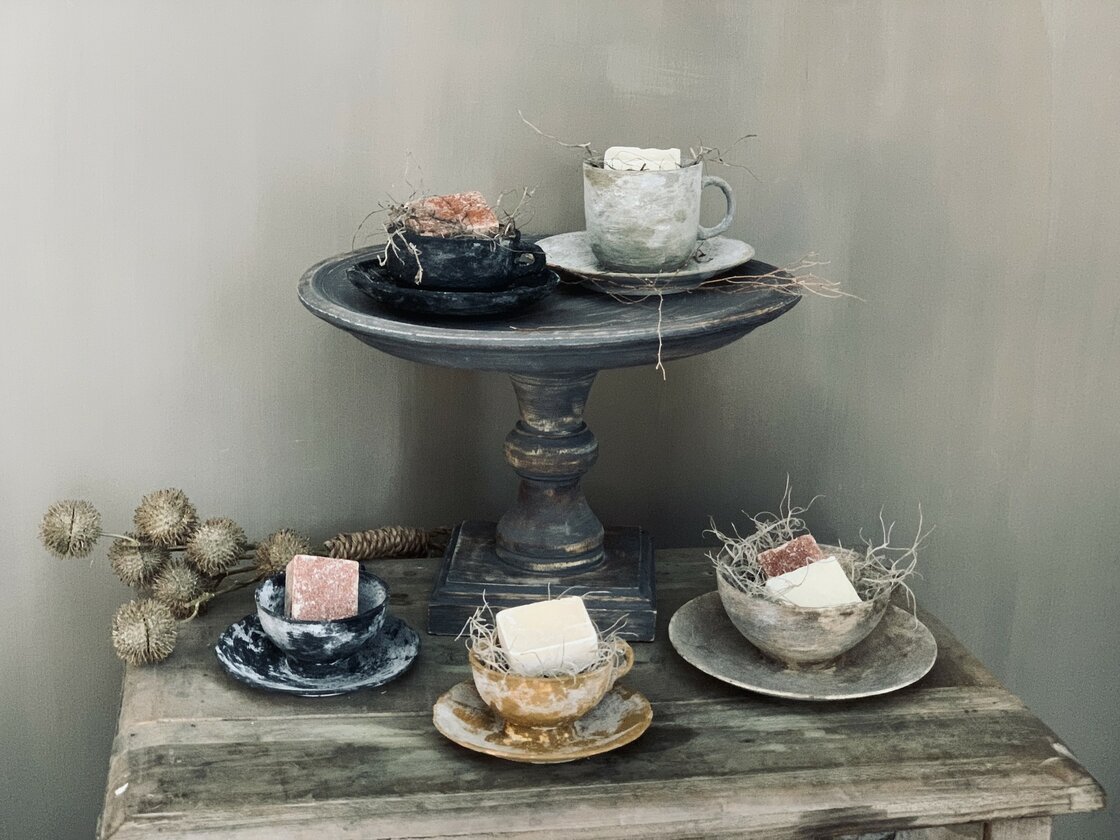 Sobere kop&schotel inclusief amberblokje