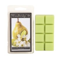 Woodbridge English Pear &amp; Freesia